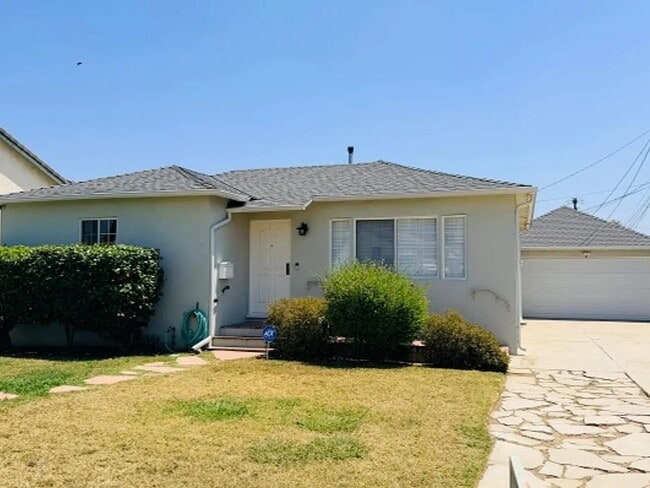 Photo - 11126 Daines Dr House