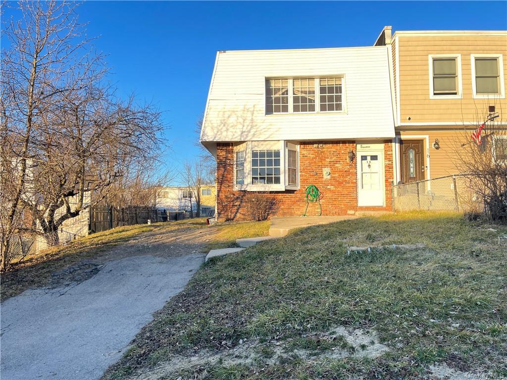 18 Chaucer Ct, Middletown, NY 10941 Townhome Rentals in Middletown NY