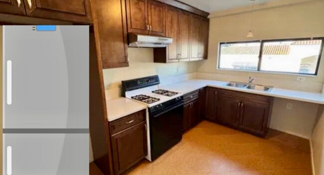 Foto del edificio - 3836 E Foothill Blvd