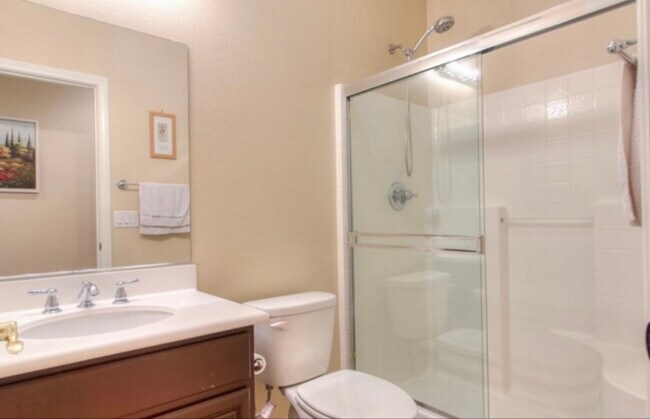 Foto del edificio - 13744 Dellbrook St