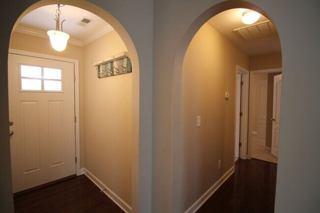 Foto del edificio - Great Home in Everett's Creek- 3Bed/2Bath with Fenced Yard