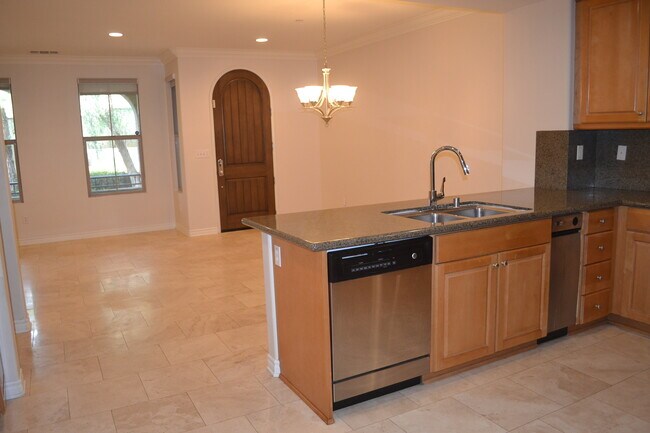 Building Photo - 20441 Paseo Altisse