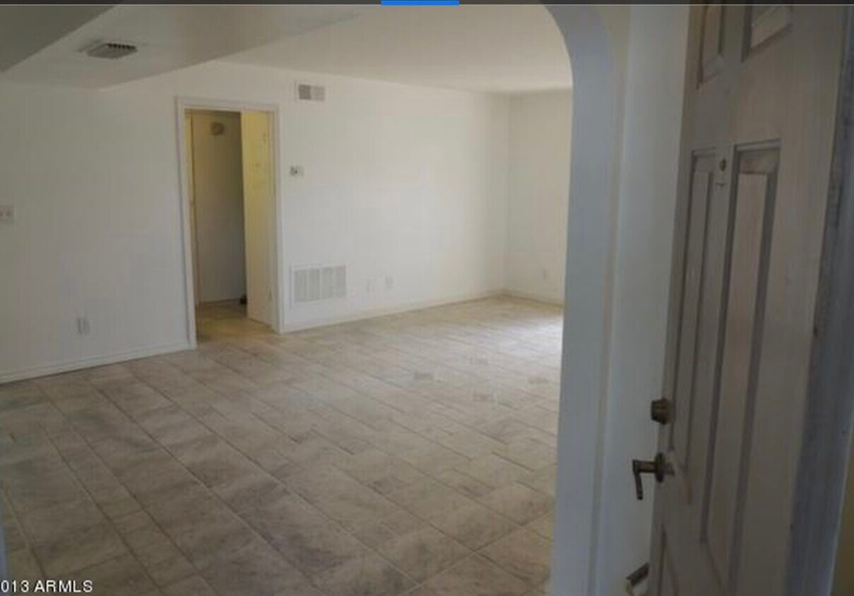 10444 N 69th St Unit 125, Paradise Valley, AZ 85253 Condo for Rent