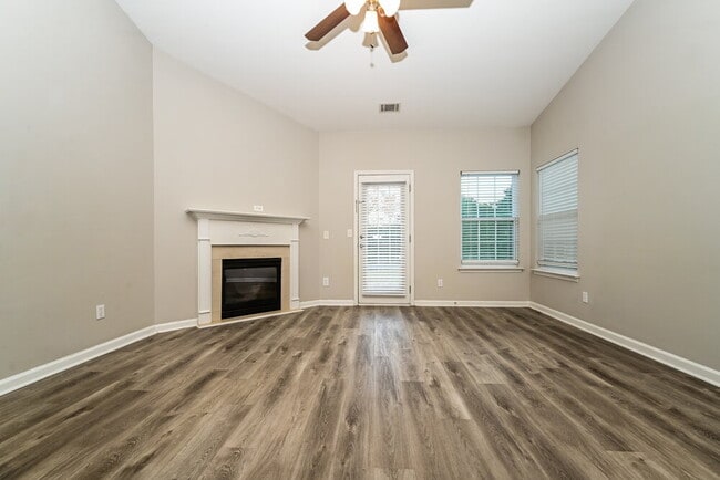 Building Photo - 1281 Winwood Dr