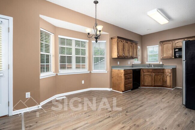 Foto del edificio - 1719 Annendale Dr