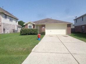 Building Photo - 21399 Forest Colony Dr