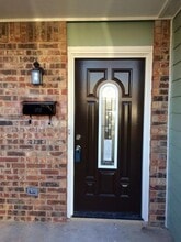 Building Photo - 1416 Elms Rd