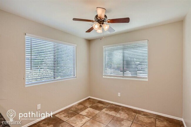 Building Photo - 3 br, 2 bath House - 3720 W Tybolt Drive UNIT