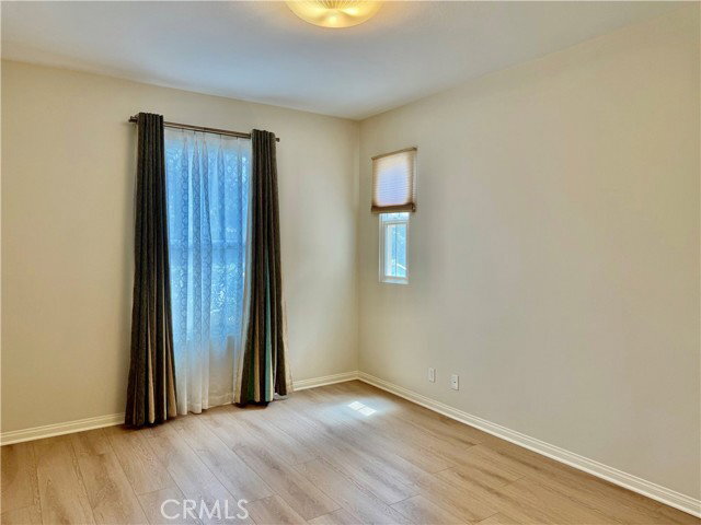 Building Photo - 102 Chestnut Grove