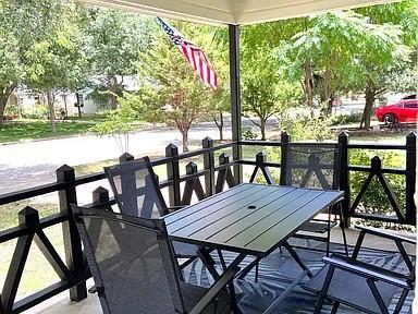 Foto del edificio - 2808 Grayson Dr