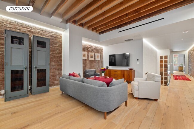 Foto del edificio - 18 Harrison St