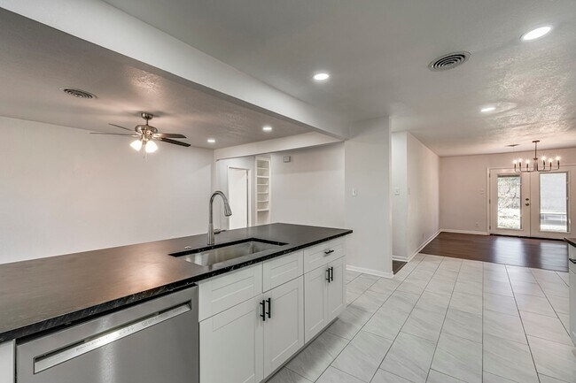 Foto del edificio - 3561 Westfield Ave