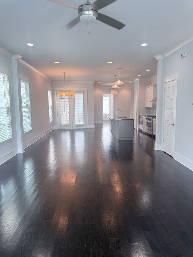 Photo - 3 bedroom/2.5 baths House