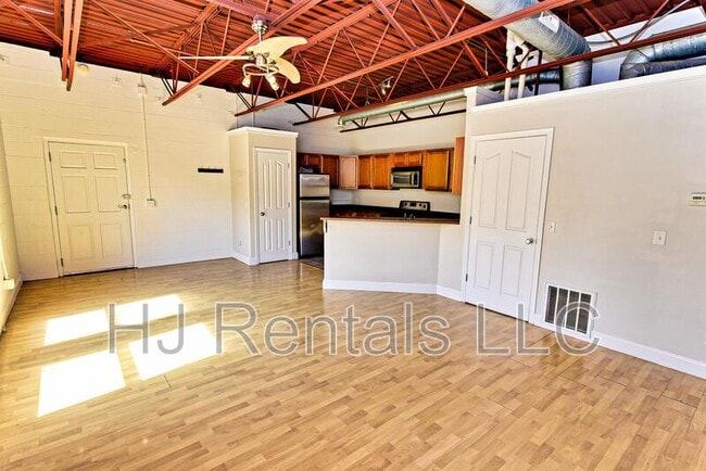 Building Photo - 252 S Florissant Rd