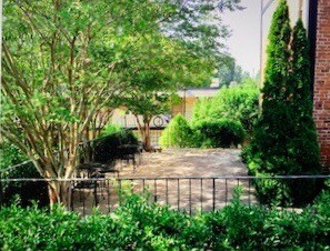 Primary Photo - 807 W Trinity Ave