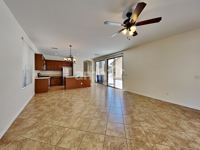 Foto del edificio - 14584 W Maui Ln
