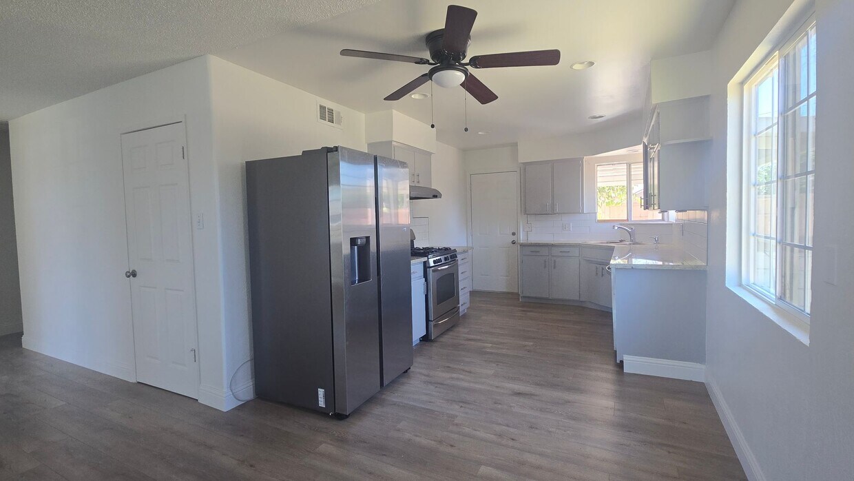 Foto del edificio - 1185 Lincolnwood Cir
