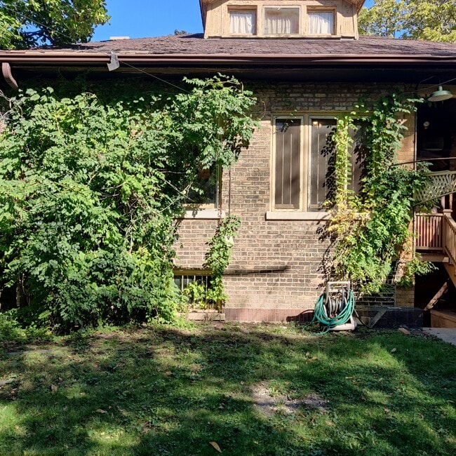 Building Photo - 4520 N Virginia Ave