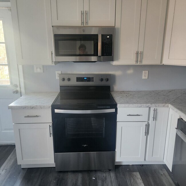 Foto del edificio - 122 Allyson Dr