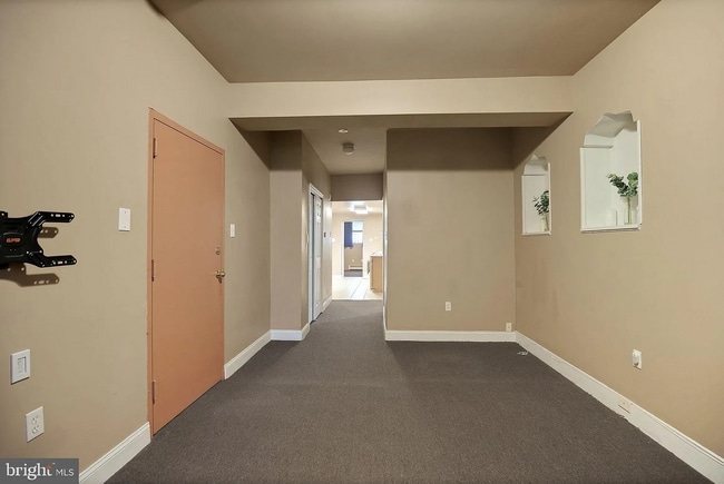 Building Photo - 1124 S 15th St