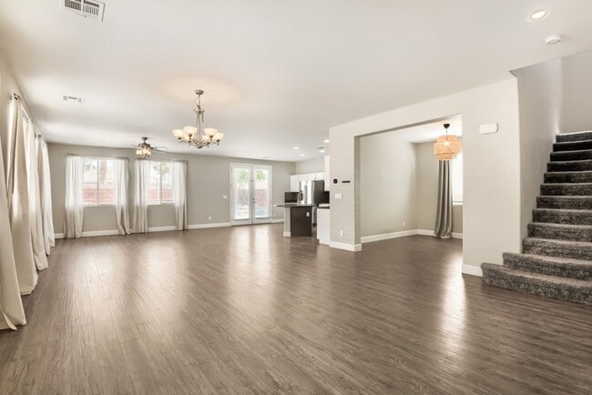 Foto del edificio - Rare 5 Bdrm home in the Ladera community of Summerlin!