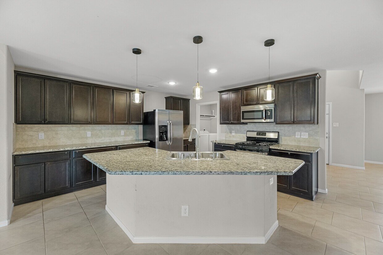 Foto principal - 29243 Jacobs River Dr