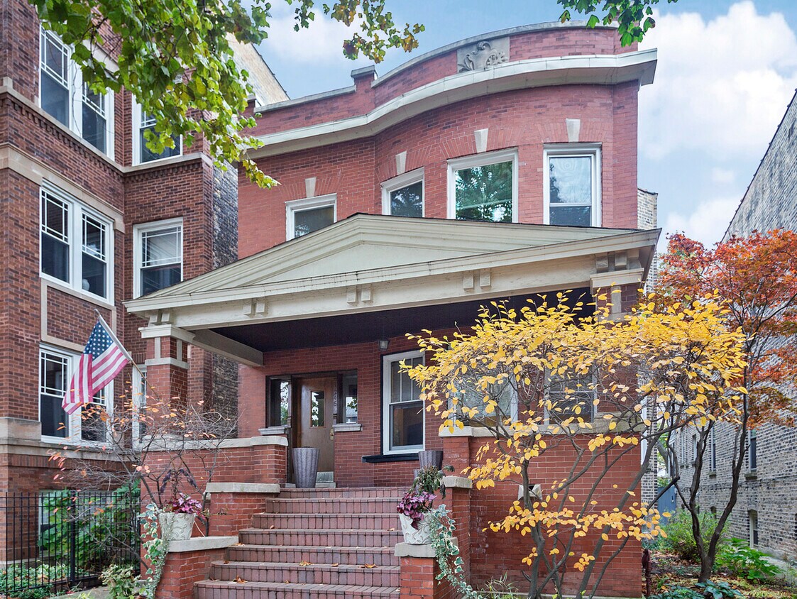 Primary Photo - 1246 W Hood Ave