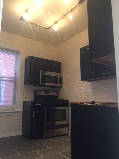 Building Photo - 40 Lenox Ave