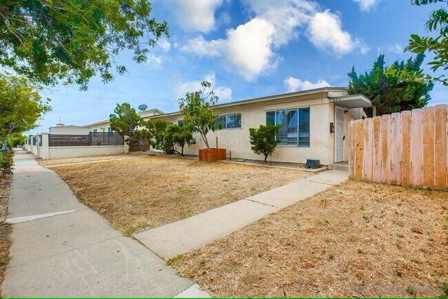 Building Photo - 3311-3313 Clairemont Mesa Blvd