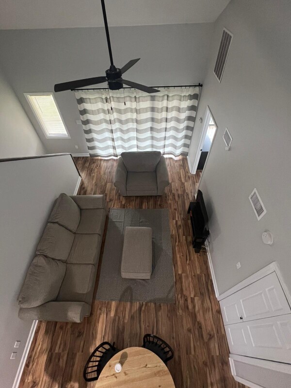 Foto del edificio - 515 37th Ave N