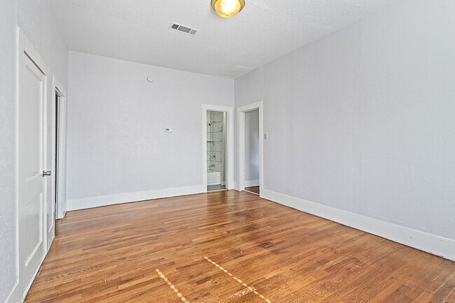 Foto del edificio - 516 Mill St