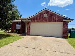 Building Photo - 16128 Cantera Creek Dr