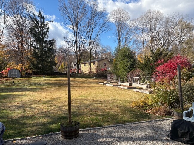 Building Photo - 366 Kensington Rd