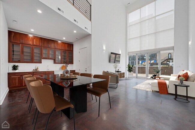 Foto del edificio - 819 W Fulton St