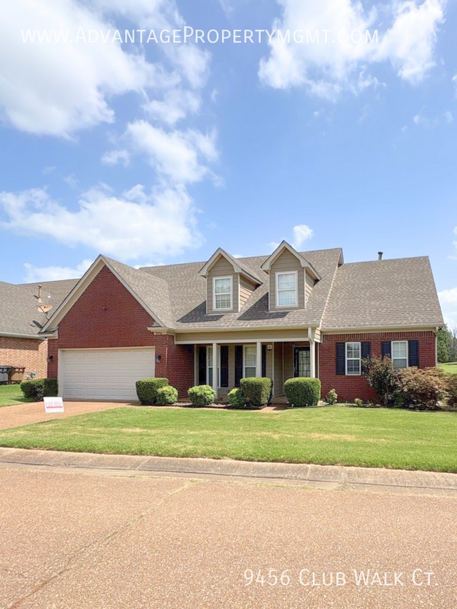 Building Photo - 9456 Club Walk Ct