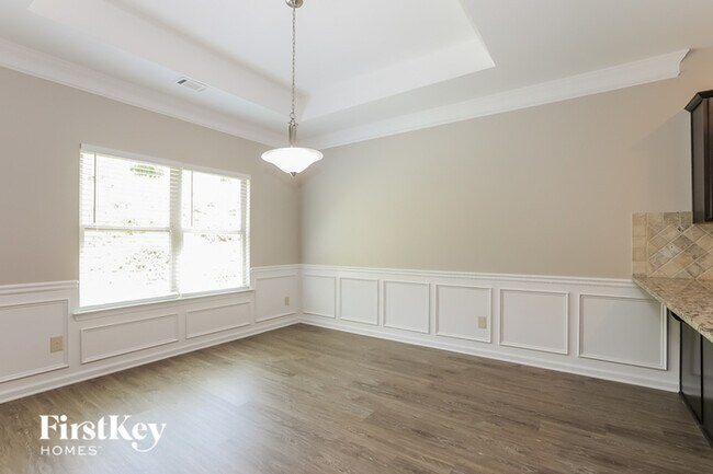 Building Photo - 566 Massey Ct