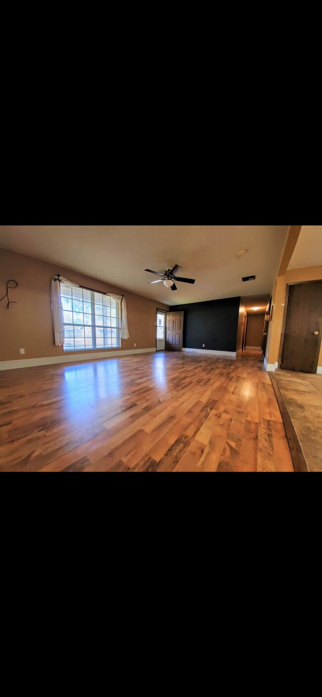 Building Photo - 129 Nottingham Cir