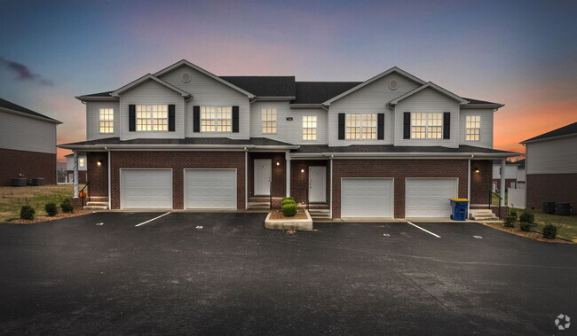 Building Photo - 730 Village Creek Dr