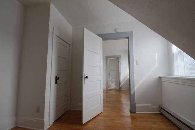 Foto del edificio - 222 4th St S