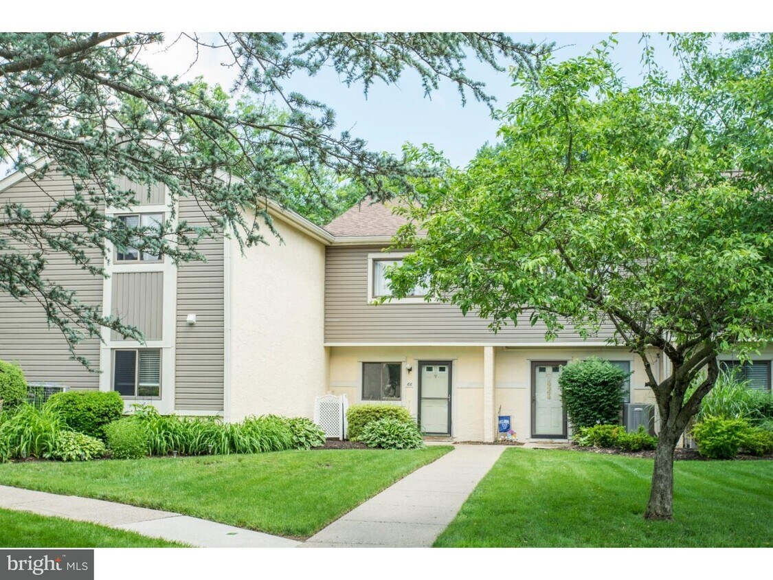 Foto principal - 66 Ash Stoker Ln