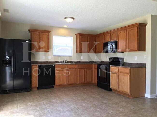 Building Photo - 10415 Candy Apple Ln