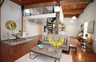 Building Photo - 4 Powder Mill Sq