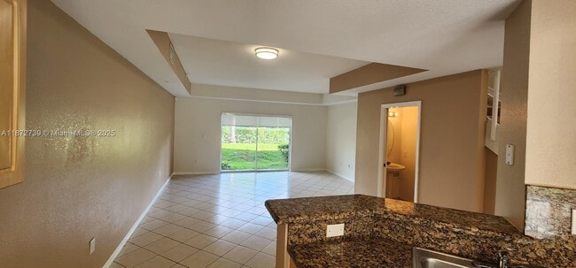Foto del edificio - 8900 W Flagler St