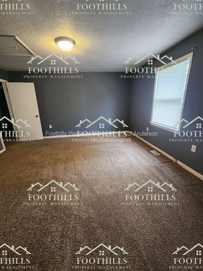 Foto del edificio - 213 Fretwell Dr