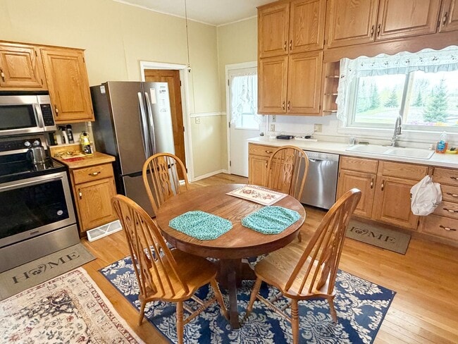 Building Photo - 5-Bedroom 2-Bath Updated Farmhouse on 10-acres with a Pond