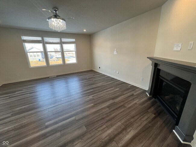 Building Photo - 5374 Noble Crossing Pkwy W