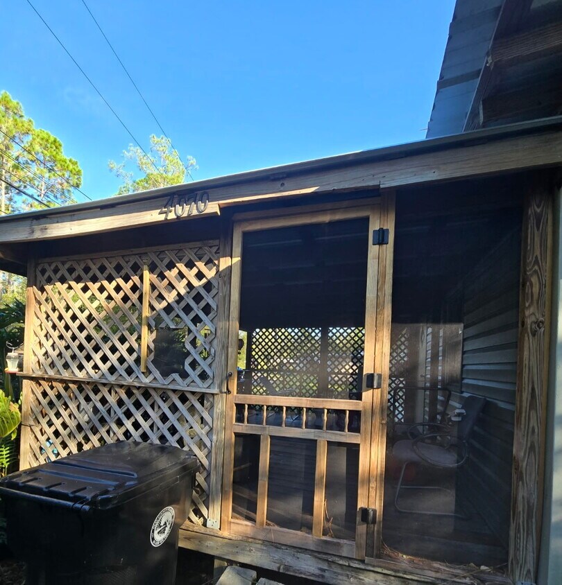 Building Photo - 4074 Mustang Rd
