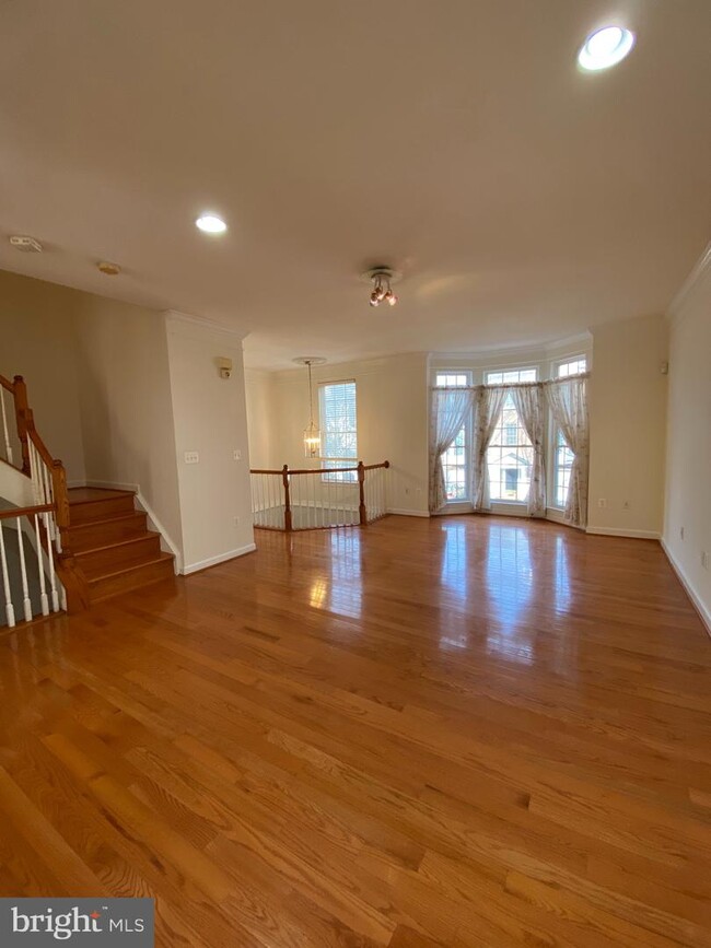 Building Photo - 11647 Park Green Dr