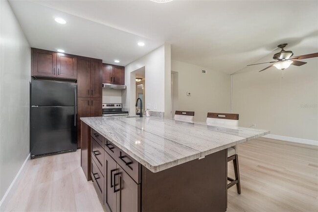Building Photo - 4810 S Dauphin Ave