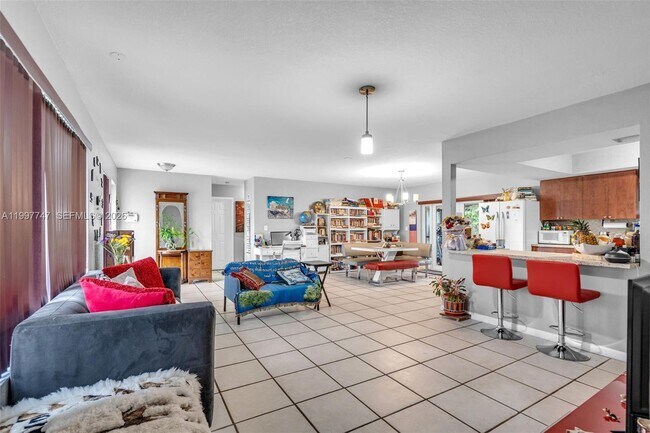 Foto del edificio - 17930 NE 6th Ave